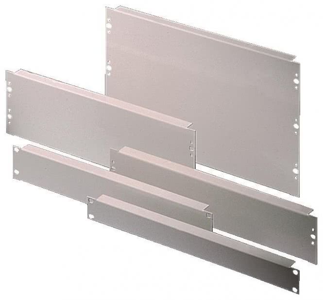 RITT 19"-Blindpanel 3HE 1=2    DK7153035      RAL7035